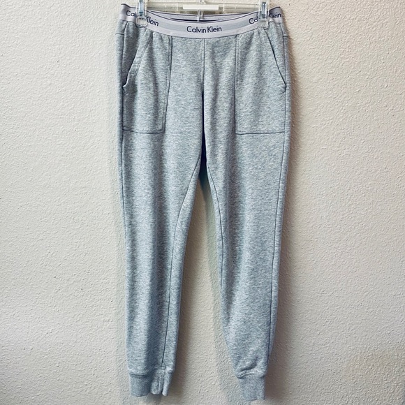 Calvin Klein Pants - Calvin Klein joggers size small